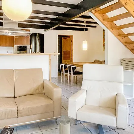 2 Bedroom Cozy In