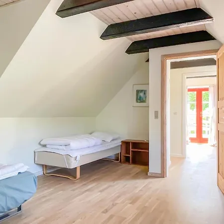 2 Bedroom Cozy In